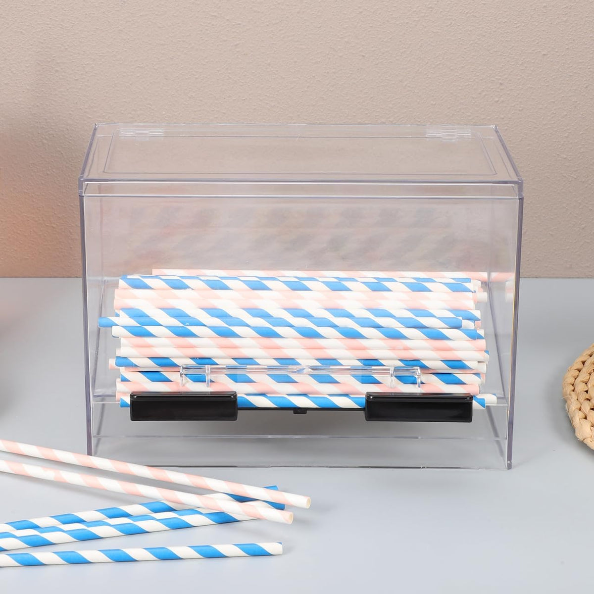 Cabilock Acrylic Straw Dispenser Bulk Drinking Straw Box Storage Case for Unpacked Straws Counter Organizer for Home Restaurant Office 9.05 X 6.69 X 4.33 in