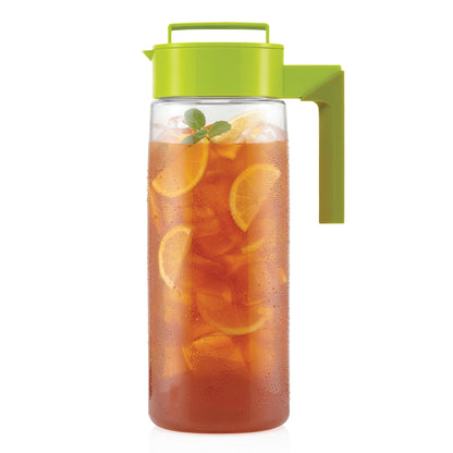 Takeya Airtight Pitcher - Durable BPA-Free Eastman Tritan Odor/Stain-Resistant Leakproof Lid for Iced Tea/Water Easy-Grip Silicone Handle Spill-Free Spout Fridge-Friendly Made in USA 2 Quart/Black