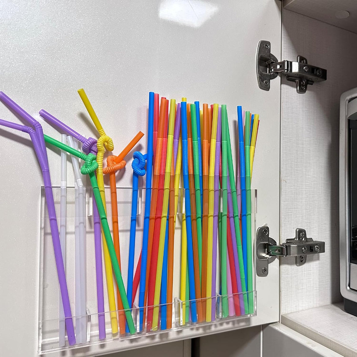 Acrylic Straw Organiser Kitchenware Storage Box Organiser Straw Crisper For Long Term Storage in Restaurant Cupboards or On Kitchen Countertops.