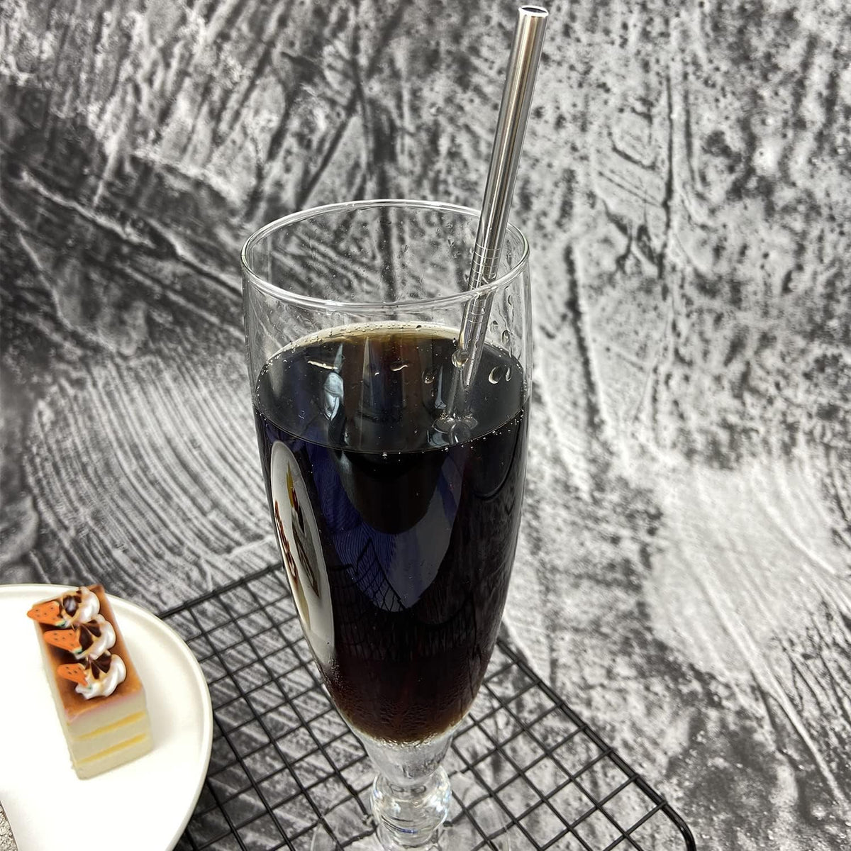 Stainless Steel Straw 24pcs In Bulk.Ultra Long 10.5" Reusable Straight Metal Straws in Bulk Order for Drinks (10.5" - Silver, 24pcs - Straight)
